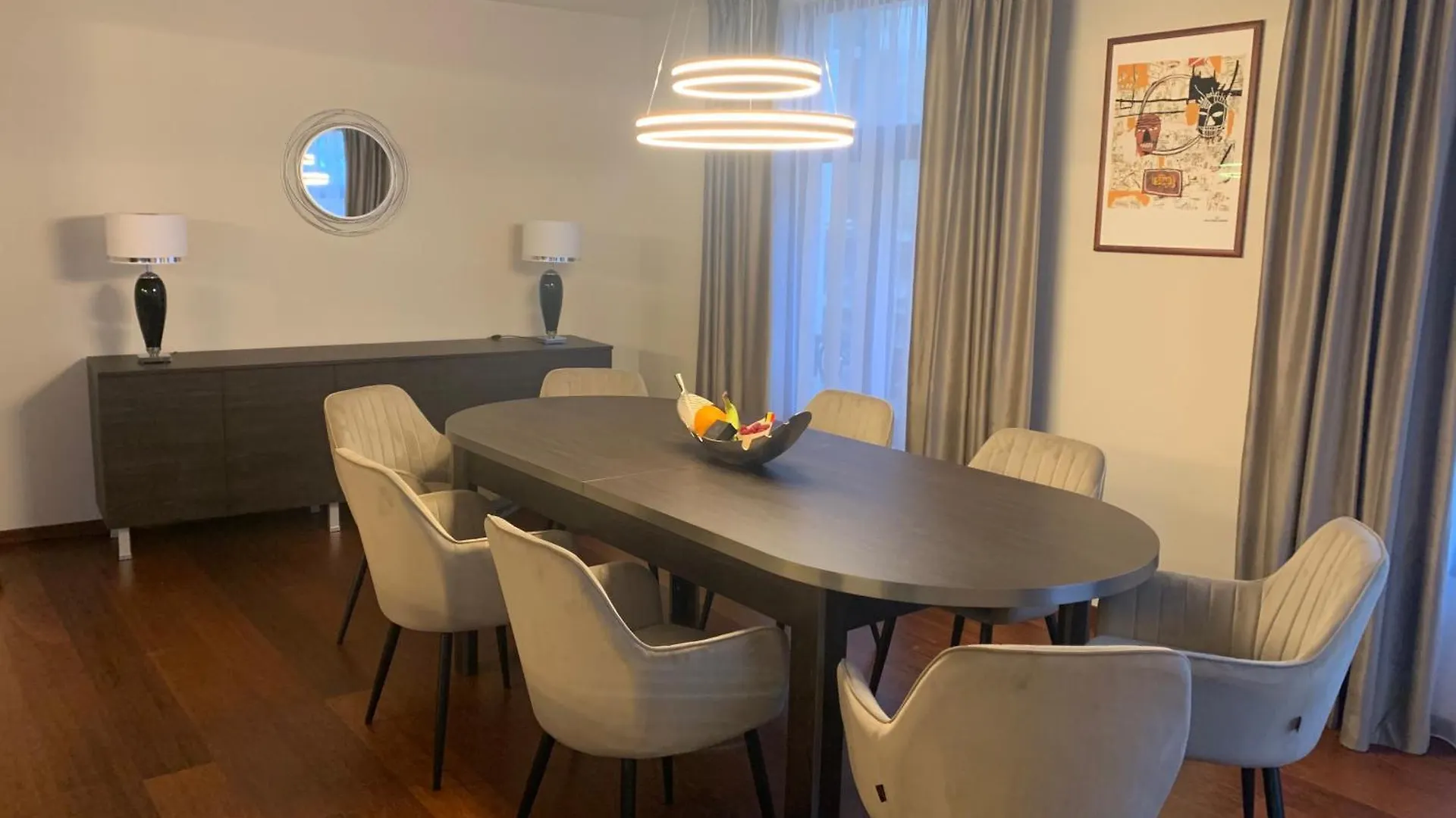 Lägenhet Botanique Suites Airbnb, Antwerpen