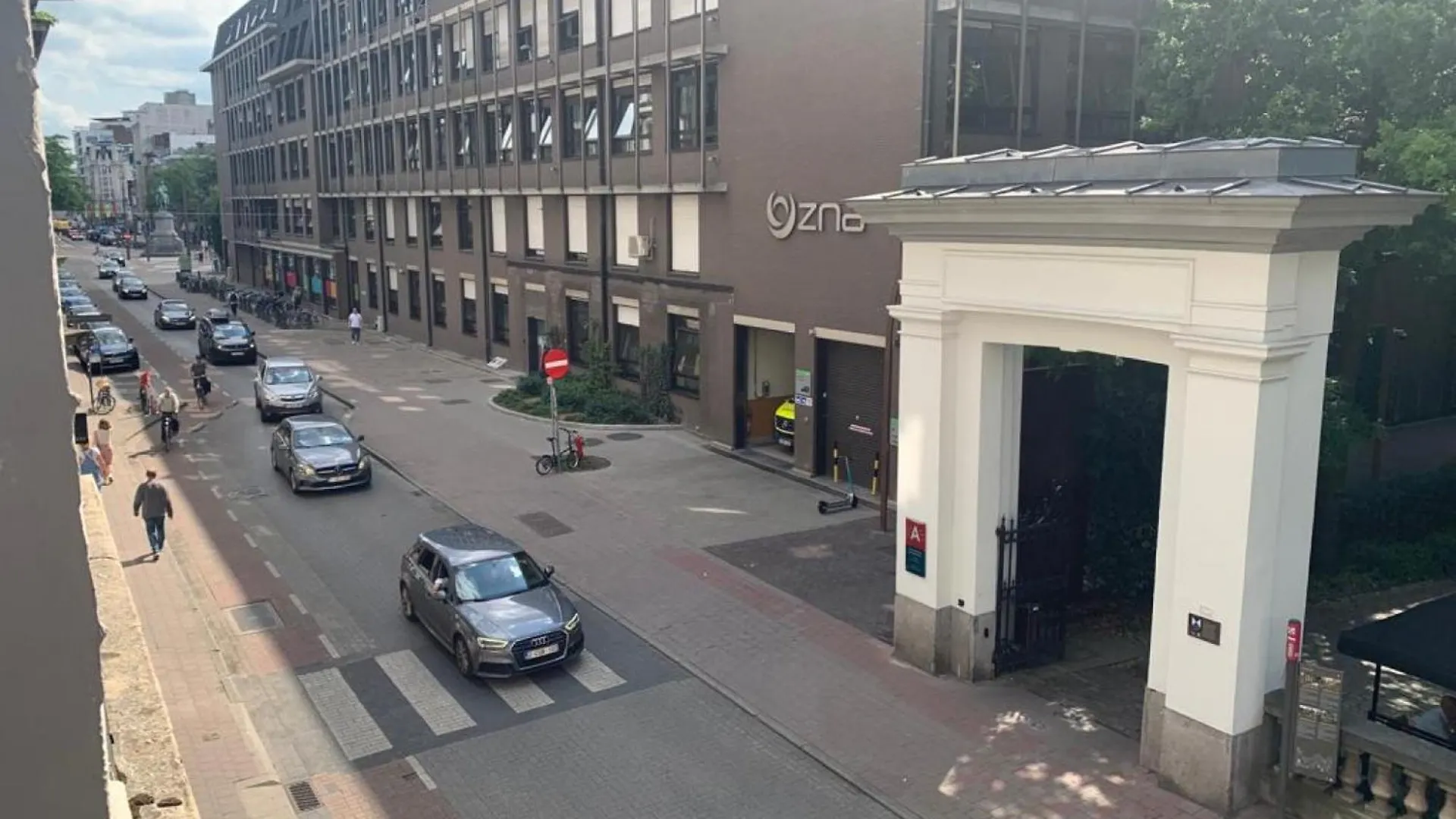 Lägenhet Botanique Suites Airbnb, Antwerpen